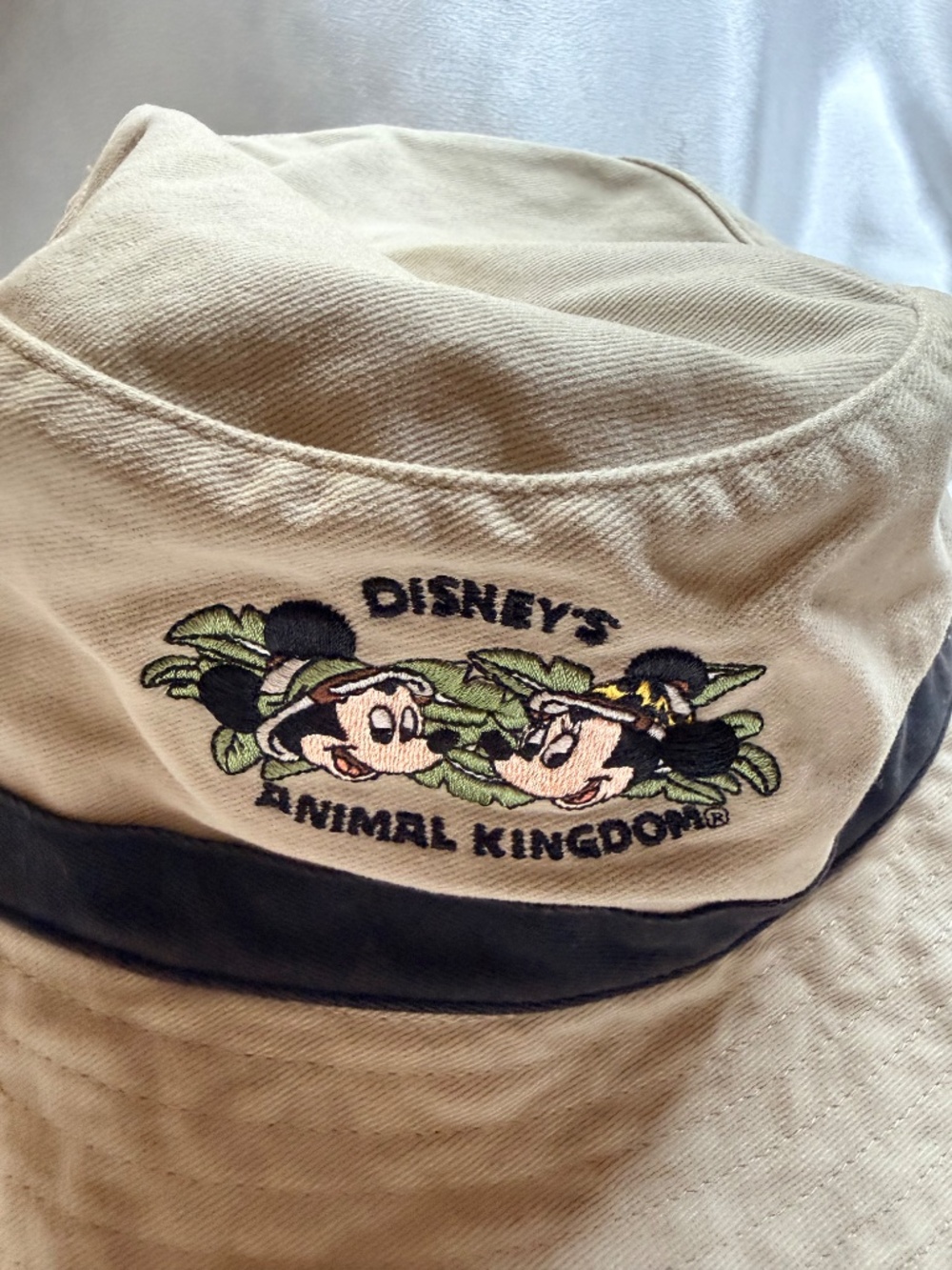 Vintage Disney Animal Kingdom Mickey Minnie Safari Bucket Hat Adult Tan - Picture 2 of 5